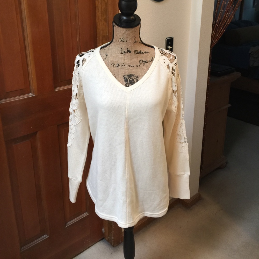 Sharon Young sweater🌹🌹🌹